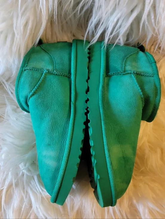 🆕️🎿Ugg Ultra Mini Boots, Emerald Green - Sz 8 - Picture 7 of 11